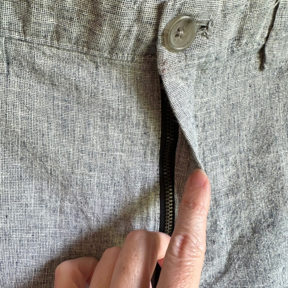 Banana Republic Aiden Short Men 36 Grey Heathered Linen Cotton Blend Casual FLAW - Picture 4 of 8